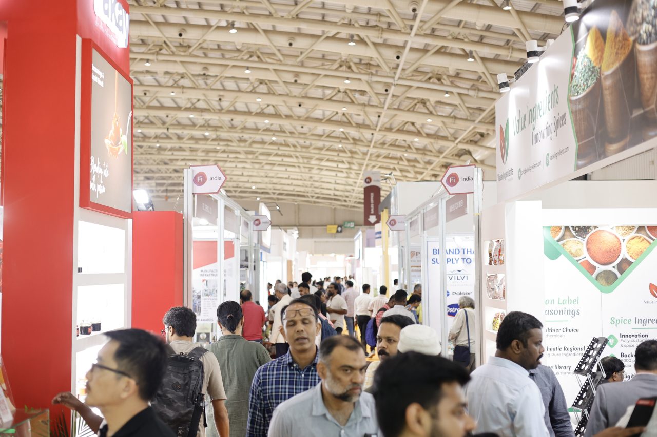 Crowded hall at Fi India